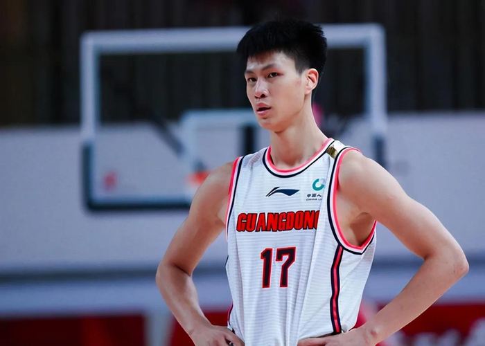 关于转折点!勒沃库森调整名单,CBA季后赛加时末段攻防权衡,悬念犹存,医务组通报恢复的信息-奇异果体育