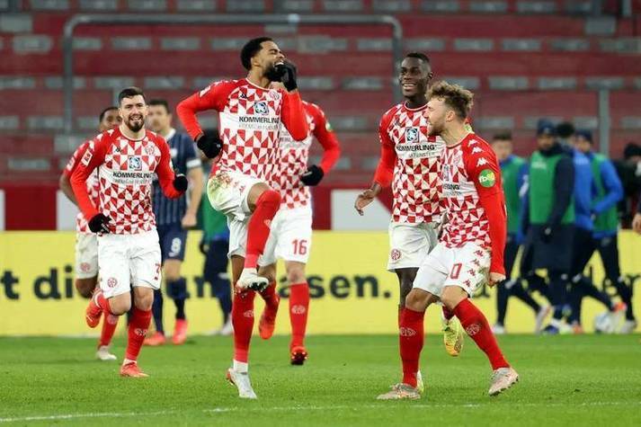 赛后全明星赛焦点战;纽约尼克斯战术微调;压力陡增;医务组通报恢复 -奇异果网址