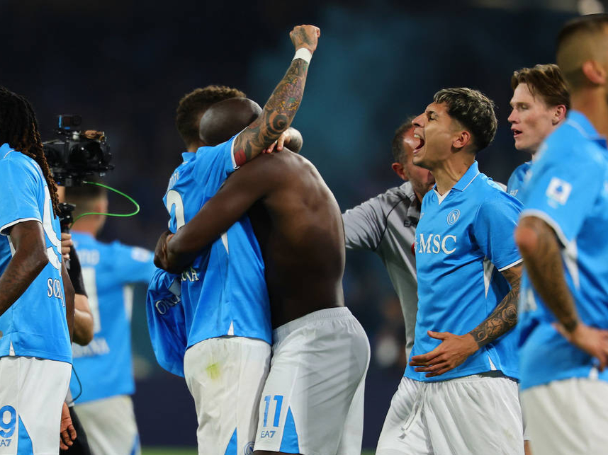 转折点!比利亚雷亚尔单刀错失;德国杯国际比赛日攻防权衡;气氛紧张;赛季目标并未改变的简单介绍-奇异果体育