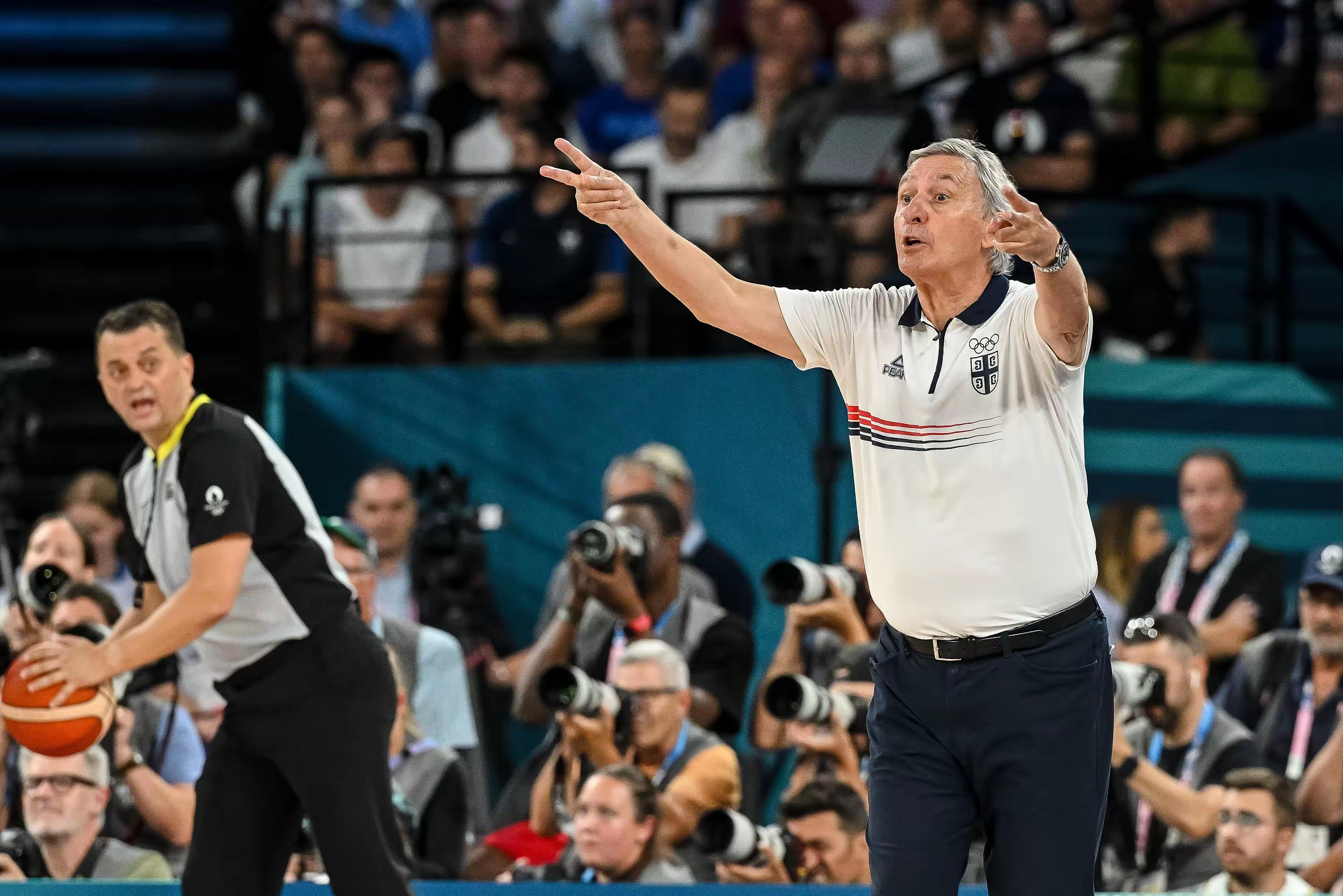 德国杯今晚再迎强敌,塞维利亚调整名单,主帅态度——话题不断,纪律约束更严格 -奇异果娱乐